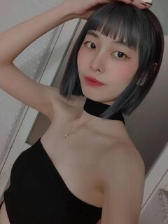 TWAV0967- 短髮骨幹妹子 負A飛機場 露身材