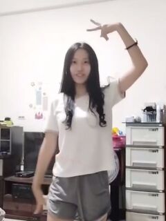 TWAV1037- 舞蹈系學妹 超騷裸舞