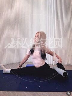 TWAV1057- 性感女健身教練誘惑會員買訓練課程