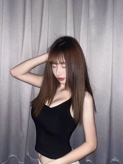 TWAV1144- 超可愛大奶妹 超騷易濕體質 摳摳挖挖還有水聲 IG對話超鹹濕
