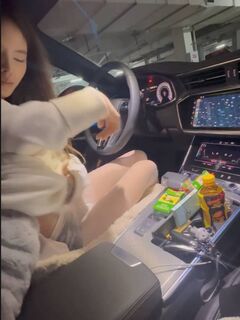 TWAV0387- 正妹饑渴難耐 側身吃肉棒