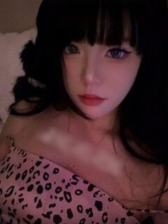 TWAV0765- 黑長直發妹子 把自己的白虎挖到噴水
