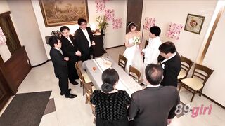 PRPM-001 【出軌蕩婦】巨乳婚禮策劃師Karen Yuzuriha和Miyu Aizawa會輕聲細語地和你說話，讓你體驗毀滅性的射精快感。