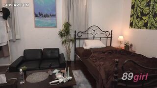 [無碼破解]DVMM-456 我是個處男，但我唯一的優點就是我的大雞巴，所以當我立刻操了我那自大又麻煩的兒時好友時……她變成了一個淫蕩的騷貨，瘋狂地噴射著快感，還露出了顏藝表情。