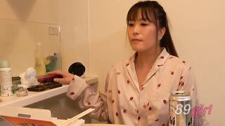 [無碼破解]PKPD-187 一部關於在女孩家過夜的紀錄片：G罩杯噴水少婦廣瀨由香——在她家過夜，沒有使用安全套，感覺自己像她的男朋友。