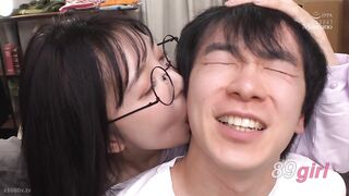 UZU-041 移動性服務：一位剛入職的靦腆新人，實則是一位擁有天生感官技巧且熱愛支配的女性。月野霞