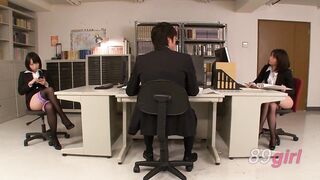 BEB-055 女人用她們的巨乳強男人——櫻桃香、前田悠木