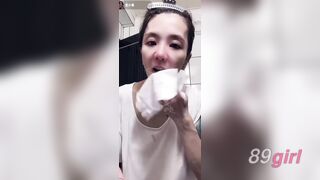 TWAV0668- 大奶89熟女網美直播走光