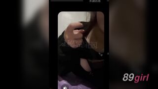 TWAV0687- 大學妹子巨乳畢業生約跑初體驗