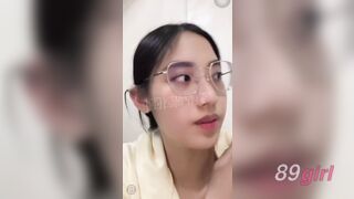 TWAV0705- 素人清純妹子挑戰刺激旁人露奶給粉絲福利