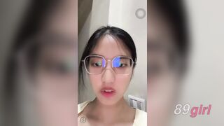 TWAV0705- 素人清純妹子挑戰刺激旁人露奶給粉絲福利