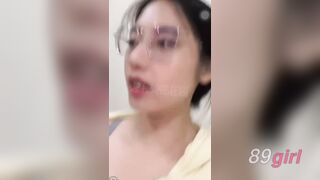 TWAV0705- 素人清純妹子挑戰刺激旁人露奶給粉絲福利