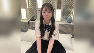 FC2PPV 4957615 第一次見到18歲的女孩！她是處女，所以我本想溫柔對待她，結果卻把她當成了裝滿精液的性玩具……