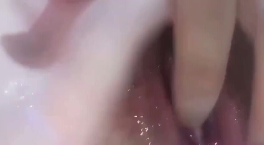 TWAV0822- 超多人追問的網紅自拍外流