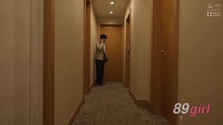 NMSL-047 大學生月野穗捲入了包養約會，並被當作性奴隸，她會噴水和尿溼自己。
