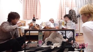 [無碼破解]DVDMS-860 男女通用監控AV：特別追蹤亂兄妹的後續——巨乳辣妹姐姐以原始的女牛仔式姿勢破處處男弟弟！多次射精在體內！！……後續：辣妹姐姐和內向弟弟在家中多次發生亂行為，並被秘密拍攝下來