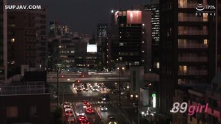 [無碼破解]MESU-098 一位在家庭餐館打工的性生活活躍的兼職家庭主婦，渴望年輕男子的精液，與他們進行無保護性行為。（徐玲子） (MESU-98)