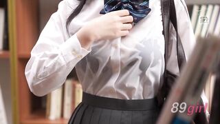 SNOS-367 我那位毫不起眼的女同學脫掉衣服後，胸部竟然驚人地豐滿！她完全沒有意識到自己已經擁有了傲人的I罩杯——早坂花音