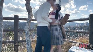[無碼破解]SUN-010 親吻和暴露。一個真正的婊子，喜歡法式熱吻，卻在學校假裝是模範學生。淫穢、色情的約會，隨時隨地自拍。