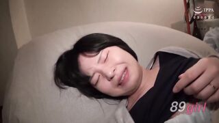 C-2547 13：妻子在丈夫旁邊