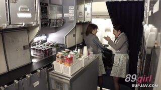 [無碼破解]DANDY-818 一位身材優美的空乘人員以S形扭臀的騎乘姿勢，徹底制服了一位坐著的男士，讓他一動不動。