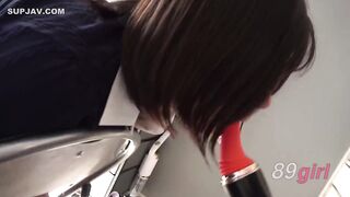 [無碼破解]300MIUM-1460 【出租M屬性女】喜歡無法呼吸的狀態……喜歡那種痛苦的感覺……這就是M嗎？對我自己來說這很正常。口水、潮吹液，各種體液把房間弄得一塌糊塗，徹底失控的淫亂小穴。每受一次懲罰就噴湧不止，陷入無限迴圈。這種人竟然在當老師，世道真是變了。【受狂宅急便】