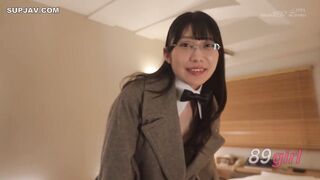 SDJS-381 穿著兔女郎裝助興你自慰的秘書——秘書 守屋吉乃