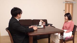 1Pondo 一本道 092326_001 在被窩裡蠕動的和田桃音